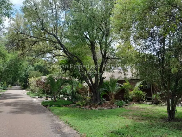 2 Bedroom Cottage/Garden Flat for Sale in Monavale, Harare