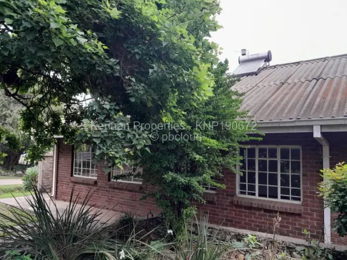 2 Bedroom Cottage/Garden Flat for Sale in Monavale, Harare