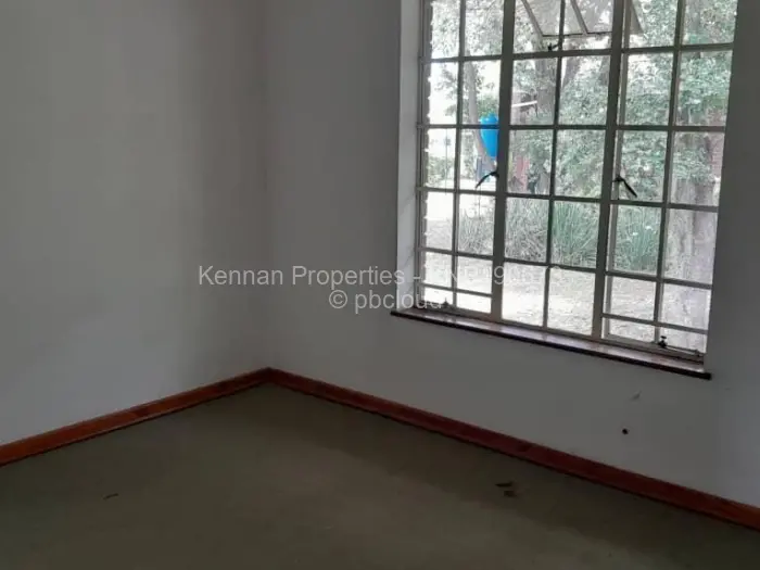 2 Bedroom Cottage/Garden Flat for Sale in Monavale, Harare
