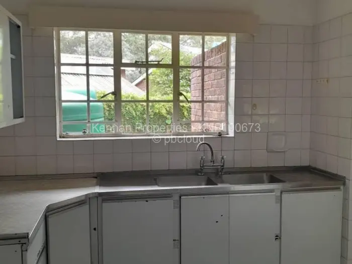 2 Bedroom Cottage/Garden Flat for Sale in Monavale, Harare