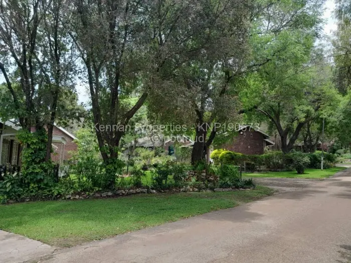 2 Bedroom Cottage/Garden Flat for Sale in Monavale, Harare