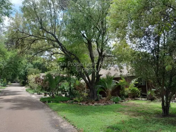 2 Bedroom Cottage/Garden Flat for Sale in Monavale, Harare