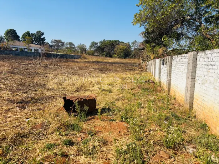 Residential Stand for Sale in Borrowdale Brooke, Harare