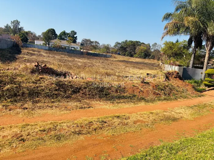 Residential Stand for Sale in Borrowdale Brooke, Harare