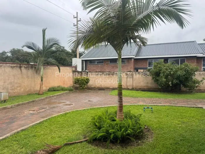 3 Bedroom Cottage/Garden Flat to Rent in Prospect, Harare