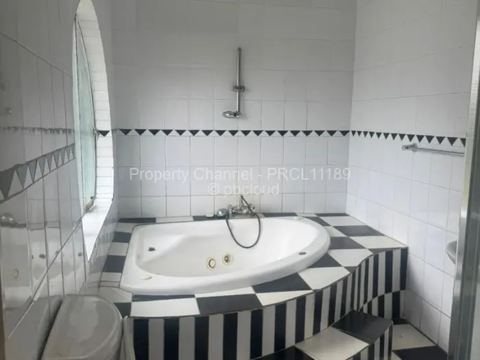 5 Bedroom House to Rent in Highlands, Harare