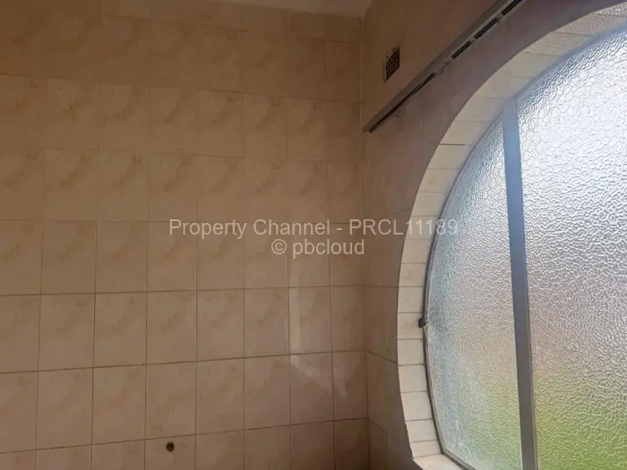 5 Bedroom House to Rent in Highlands, Harare