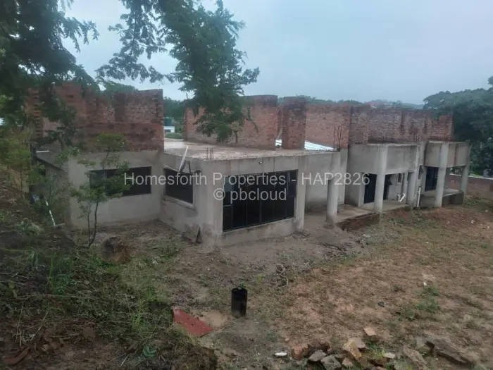 7 Bedroom House for Sale in Carrick Creagh Estate, Harare