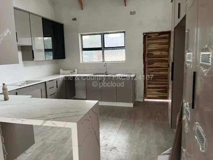 3 Bedroom House for Sale in Chisipite, Harare