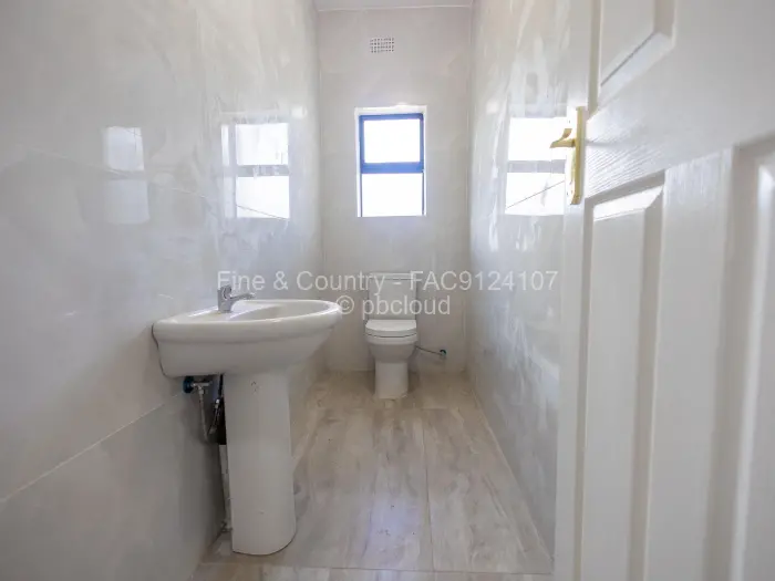 3 Bedroom House for Sale in Chisipite, Harare