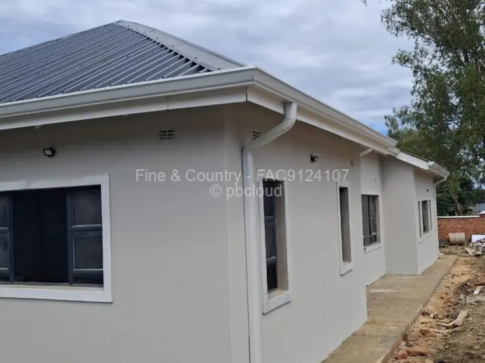 3 Bedroom House for Sale in Chisipite, Harare