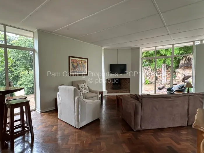 4 Bedroom House for Sale in Burnside, Bulawayo