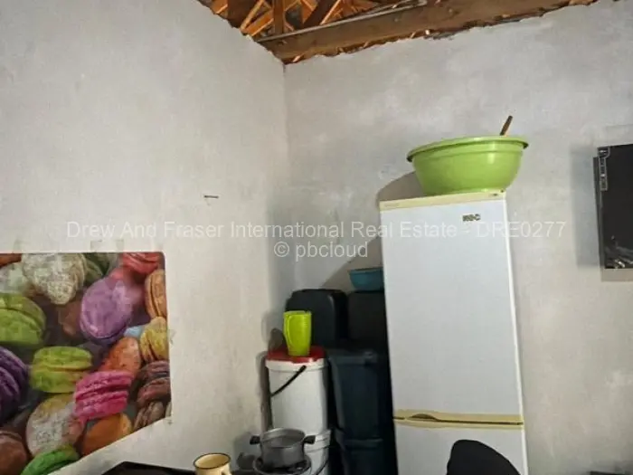 4 Bedroom House for Sale in Chitungwiza, Chitungwiza