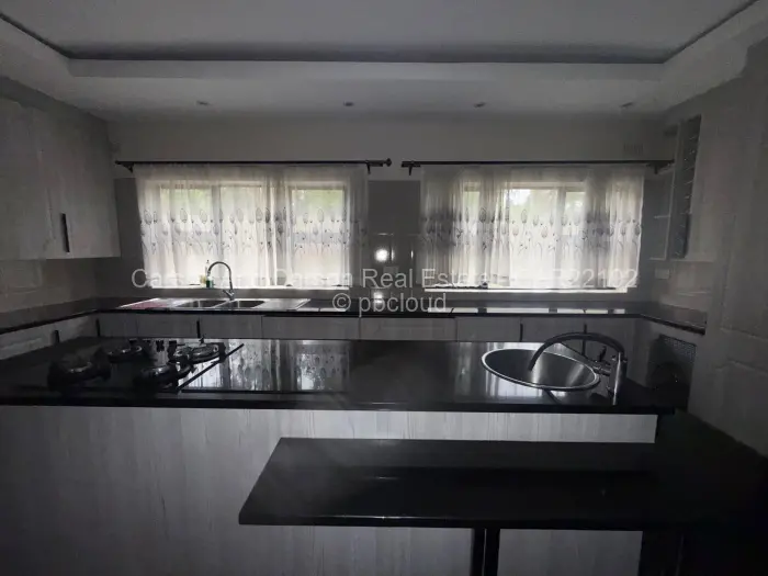 4 Bedroom House to Rent in Highlands