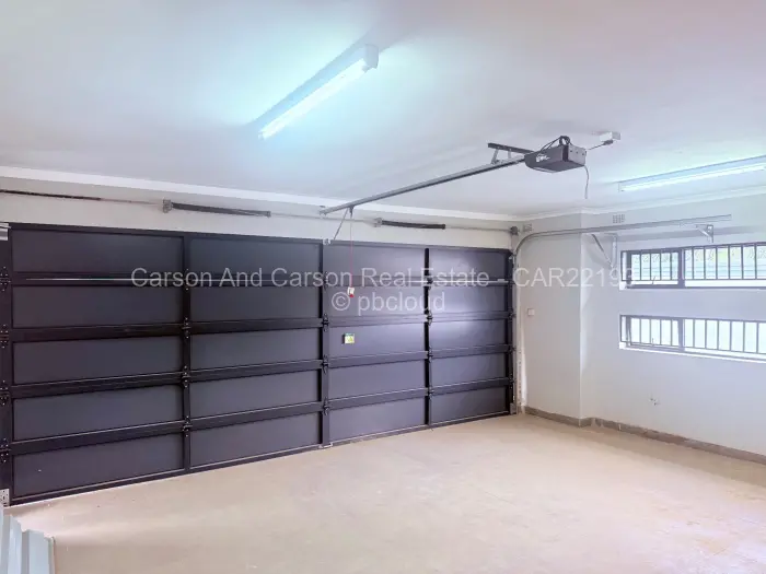 5 Bedroom House for Sale in Highlands, Harare