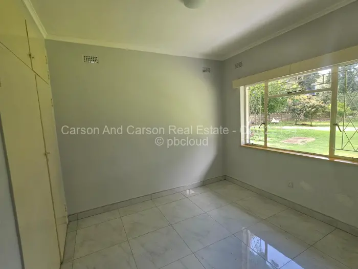 4 Bedroom House to Rent in Northwood