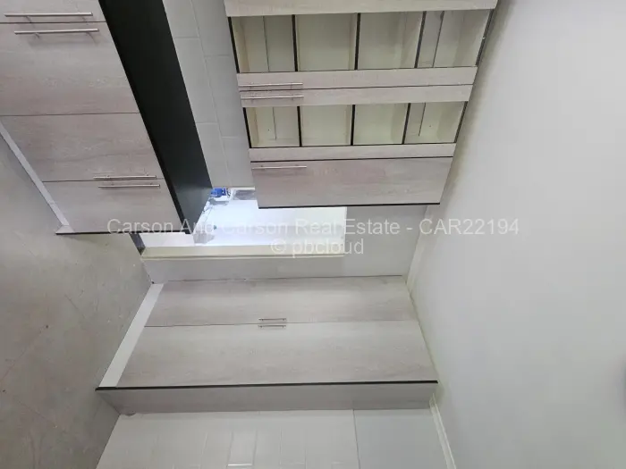 4 Bedroom House to Rent in Northwood