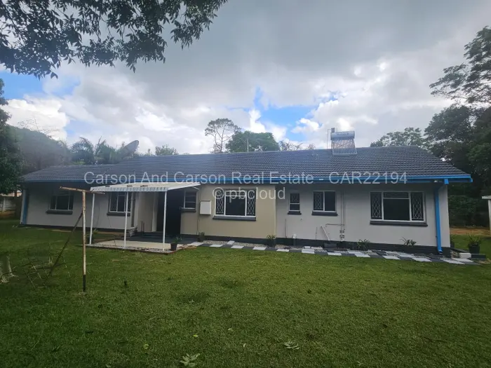 4 Bedroom House to Rent in Northwood