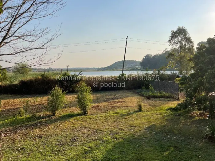 6 Bedroom House for Sale in Gletwin Park, Harare