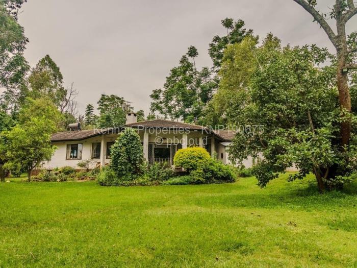 6 Bedroom House for Sale in Gletwin Park, Harare