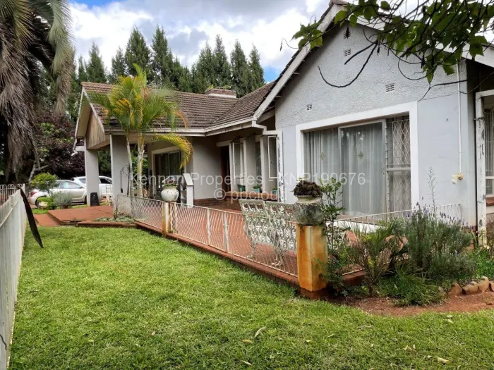 4 Bedroom House for Sale in Alexandra Park, Harare