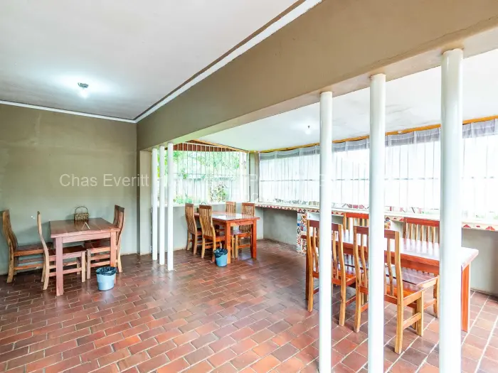 House to Rent in Alexandra Park