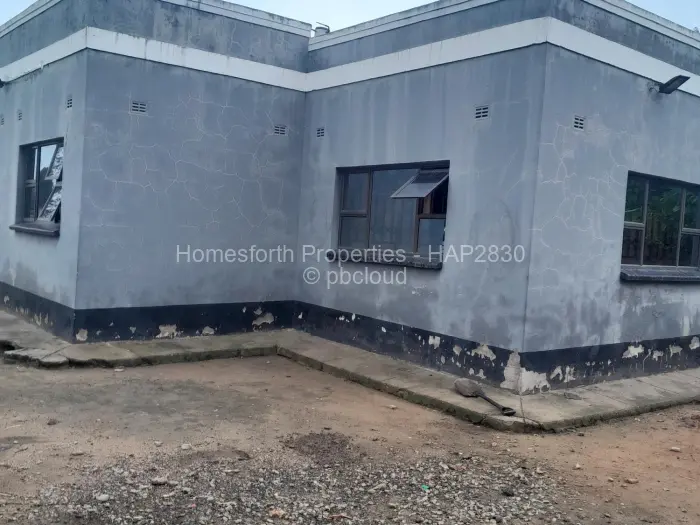 6 Bedroom House for Sale in Glen Lorne, Harare