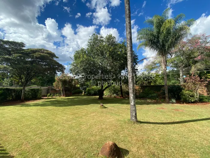 4 Bedroom House to Rent in Highlands