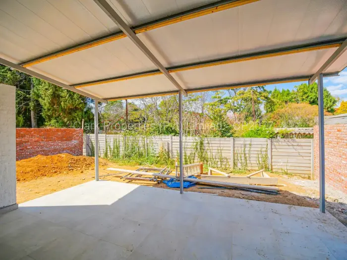 Townhouse/Cluster for Sale in Newlands, Harare