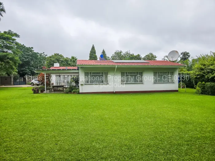 3 Bedroom House for Sale in Morningside Byo, Bulawayo