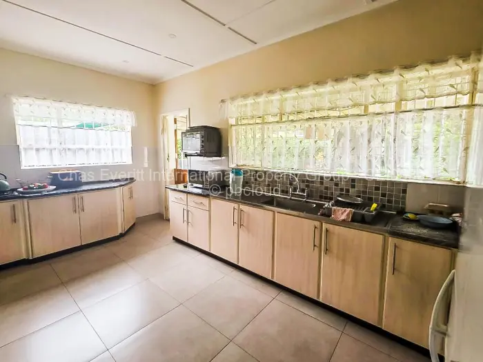 3 Bedroom House for Sale in Morningside Byo, Bulawayo
