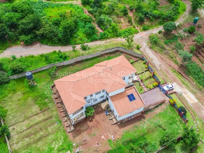 6 Bedroom House for Sale in Cold Comfort, Harare