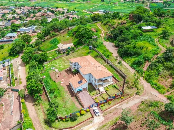 6 Bedroom House for Sale in Cold Comfort, Harare