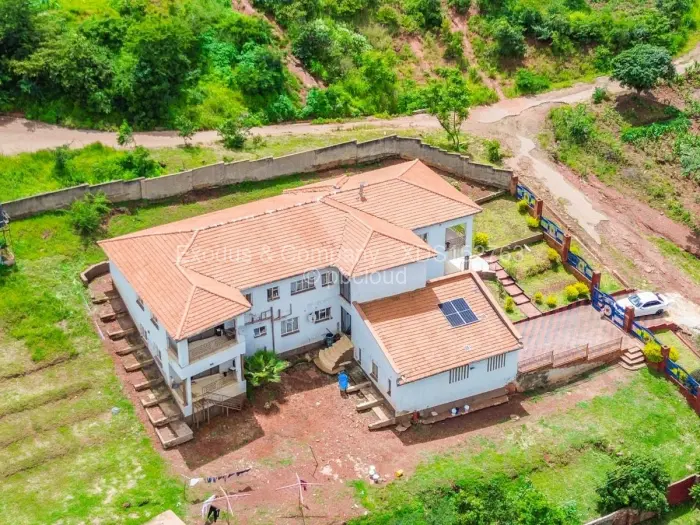 6 Bedroom House for Sale in Cold Comfort, Harare