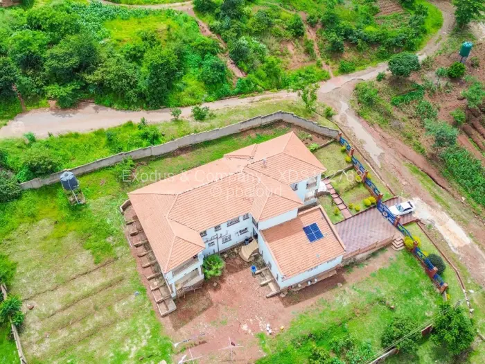 6 Bedroom House for Sale in Cold Comfort, Harare