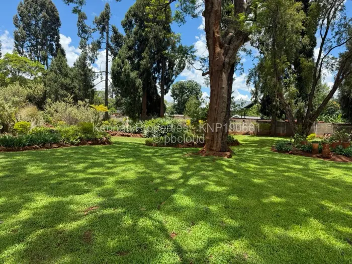 2 Bedroom House for Sale in Chisipite, Harare