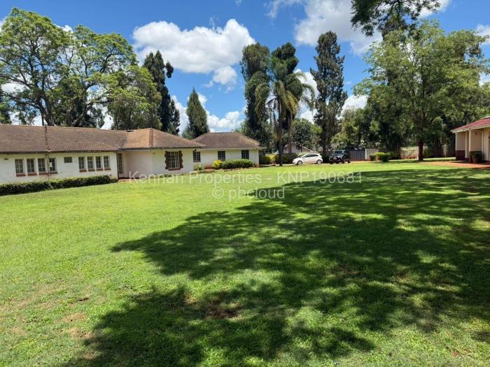 2 Bedroom House for Sale in Chisipite, Harare