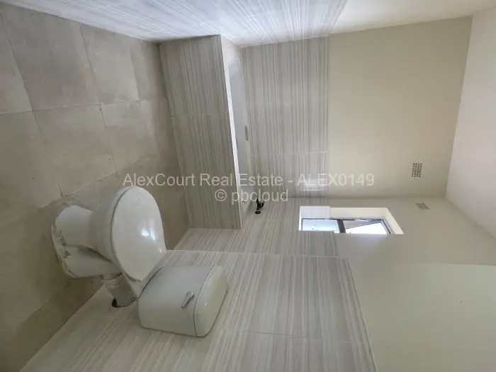 Flat/Apartment for Sale in Ashdown Park, Harare