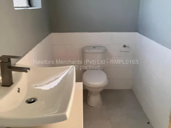 Flat/Apartment to Rent in Mount Pleasant