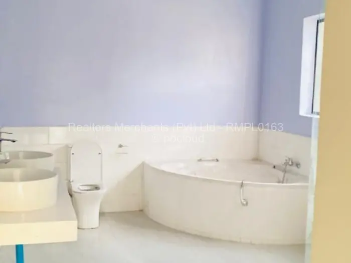 Flat/Apartment to Rent in Mount Pleasant, Harare