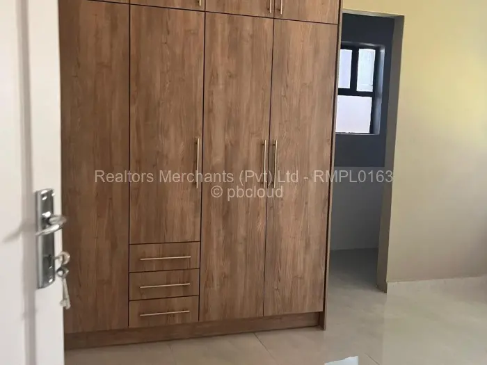 Flat/Apartment to Rent in Mount Pleasant