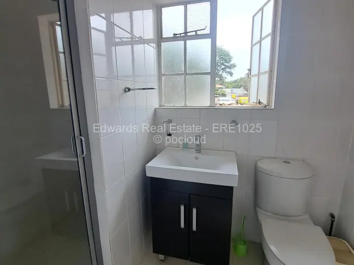 4 Bedroom House for Sale in Borrowdale, Harare