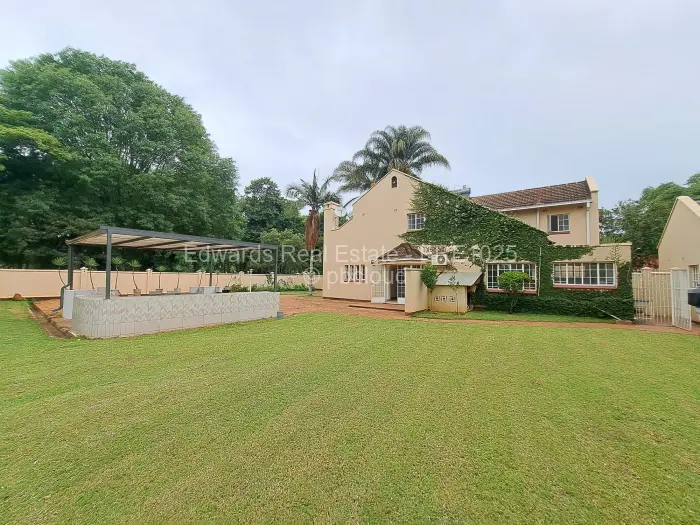 4 Bedroom House for Sale in Borrowdale, Harare