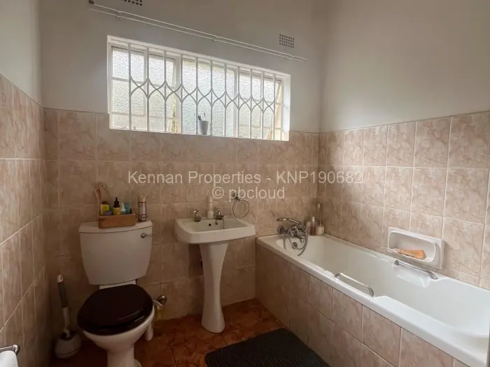 Townhouse/Cluster for Sale in Greendale, Harare