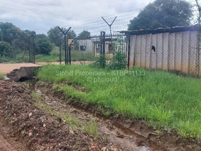 Industrial Stand for Sale in Kwekwe, Kwekwe