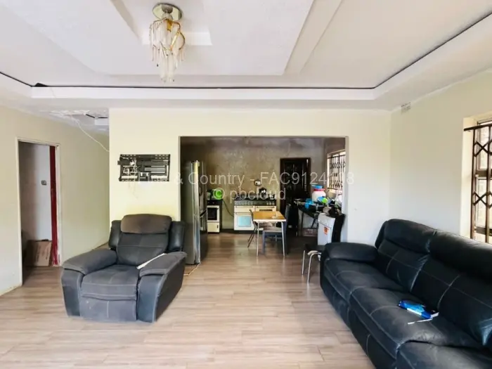 4 Bedroom House for Sale in Madokero Estates, Harare