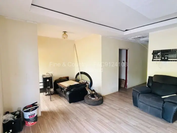 4 Bedroom House for Sale in Madokero Estates, Harare