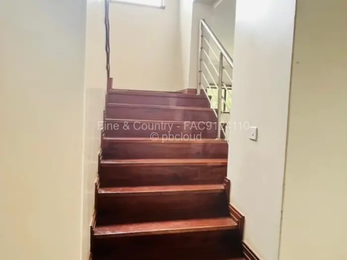 6 Bedroom House for Sale in Ballantyne Park, Harare