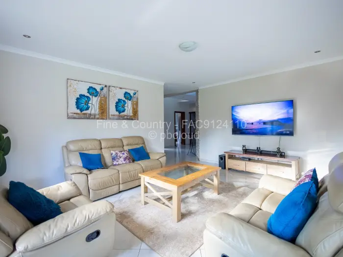 6 Bedroom House for Sale in Ballantyne Park, Harare