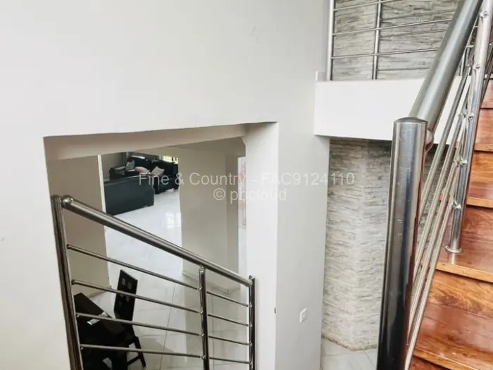 6 Bedroom House for Sale in Ballantyne Park, Harare
